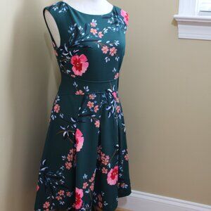 Vince Camuto Deep-Green w/ Bright Pink Blossum Dress, Size 6